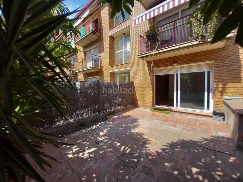 Foto 773248c3-1460-40ce-8250-922bd471a1c9. Piso magnífica planta baja con jardín y terraza en el papiol. en Papiol (El)