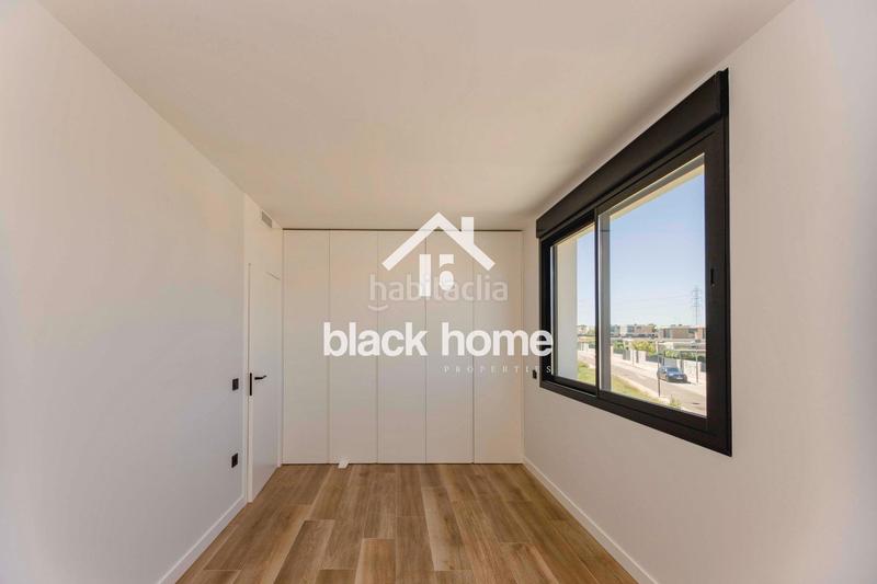 Foto f41411de-c34d-4dc2-8326-1285f5714192. Chalet con riscaldamento parcheggio piscina in Torre en Conill-Cumbres de San Antonio Bétera