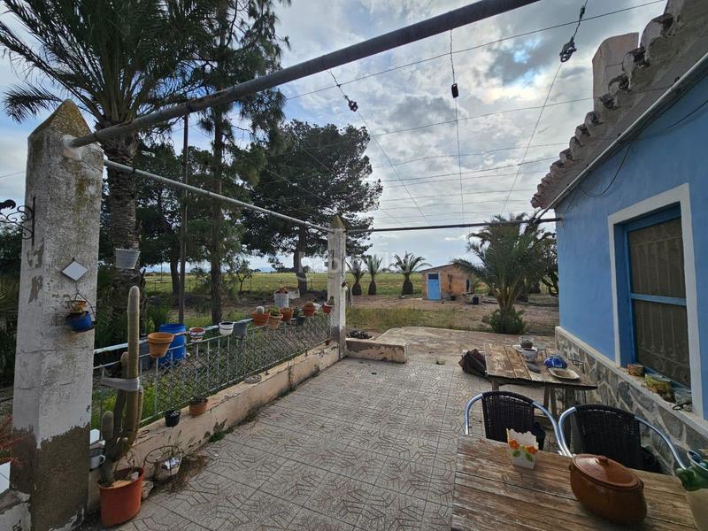 Foto 78c8c84b-2e68-4ffe-b40b-4500847b4f95. Casa espectacular finca de estilo colonial en valladolises 35.000 m de terreno a solo 20 min en Murcia