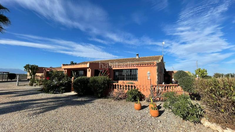Foto b21ea3c0-3150-4211-b5ad-f44cb0296ad6. Country house with parking in Centro Fuente Álamo de Murcia