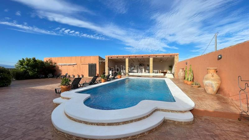 Foto f29b144e-3d90-449f-a649-ae1eb5200e34. Country house with parking in Centro Fuente Álamo de Murcia