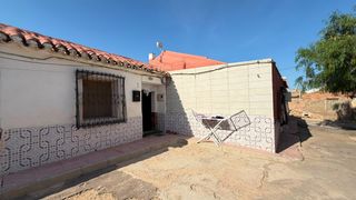 Casa a Los Almagros - Los Paganes - El Escobar