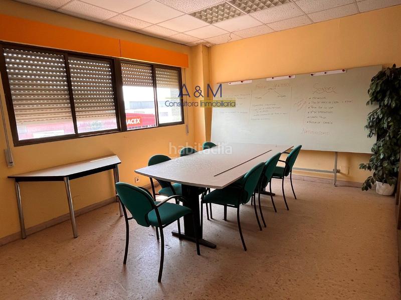 Foto 4cf7afcf-6a1a-4079-ace2-db38ff355252. Office space in Polígono San Cristóbal Valladolid