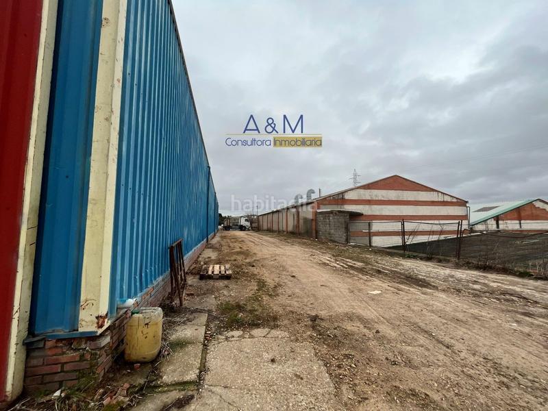Foto 7a2d2b8d-308d-4c9f-924b-92ddea66d6cb. Fabrikhalle mit heizung in Santovenia de Pisuerga
