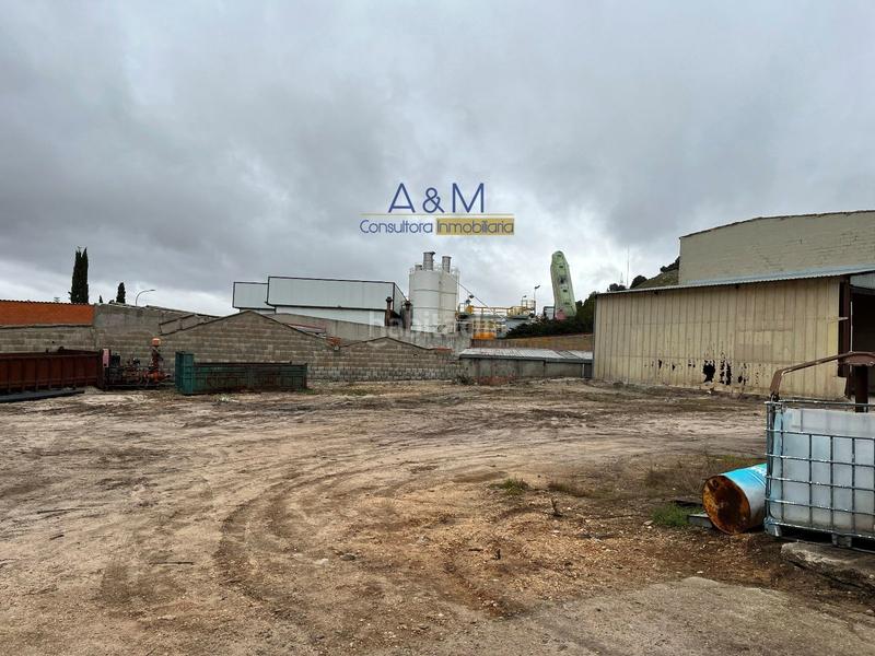 Foto 7ed6ec8f-d1c4-42cb-b40b-2574d2b19c05. Fabrikhalle mit heizung in Santovenia de Pisuerga