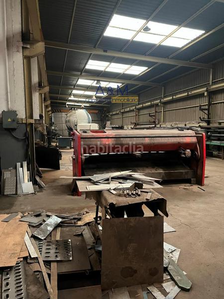 Foto 8a858a15-2c55-4f48-ac85-5dad7f6413fc. Fabrikhalle mit heizung in Santovenia de Pisuerga