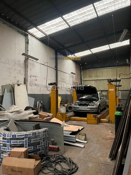 Foto dc5c7c8d-8d1f-4663-9502-ff0313abb804. Fabrikhalle mit heizung in Santovenia de Pisuerga