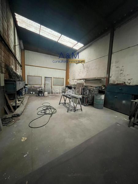 Foto eda49a06-f516-4b6e-ba72-b2db93d233f7. Fabrikhalle mit heizung in Santovenia de Pisuerga