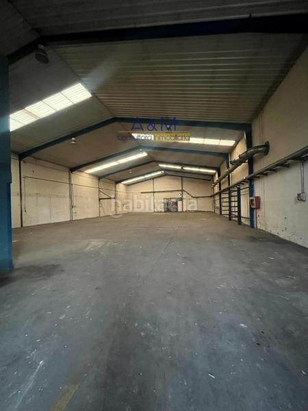 Foto 762d0d0f-4ba4-41bf-a543-dd3c4a57e8a9. Bâtiment à usage industriel dans Cistérniga