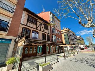 Edifici  Avda. de madrid. Edificio en venta de hosteleria y hospedaje laguna de duero