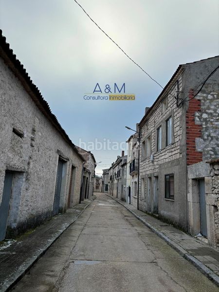 Foto 5ae954d4-65bb-4aa1-a7b3-d853867d7aa7. Casa  en venta en Campaspero