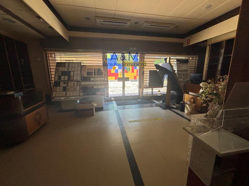 Foto 55fe11c1-3bd7-429e-a9ce-1bd17a3381ee. Locale commerciale in El Carmen - Barrio Gimeno Burgos