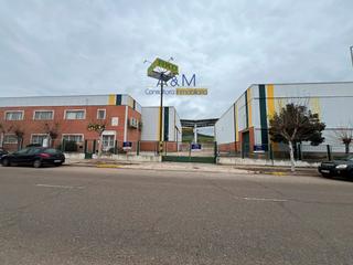 Nau industrial  De la acacia. Venta de parcela de 12.500 m2 con dos nave de 1.400 m2 en la mor