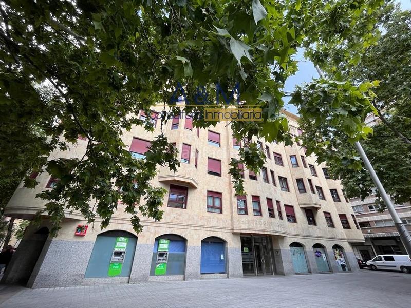 Foto 2d2fa53f-3b6d-491e-bf55-3e893b3d7265. Rent business premise in San Pablo - San Nicolás Valladolid