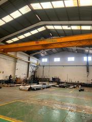 Miete Fabrikhalle  Cobalto. Alquiler de nave en poligono de san cristobal con puente grua