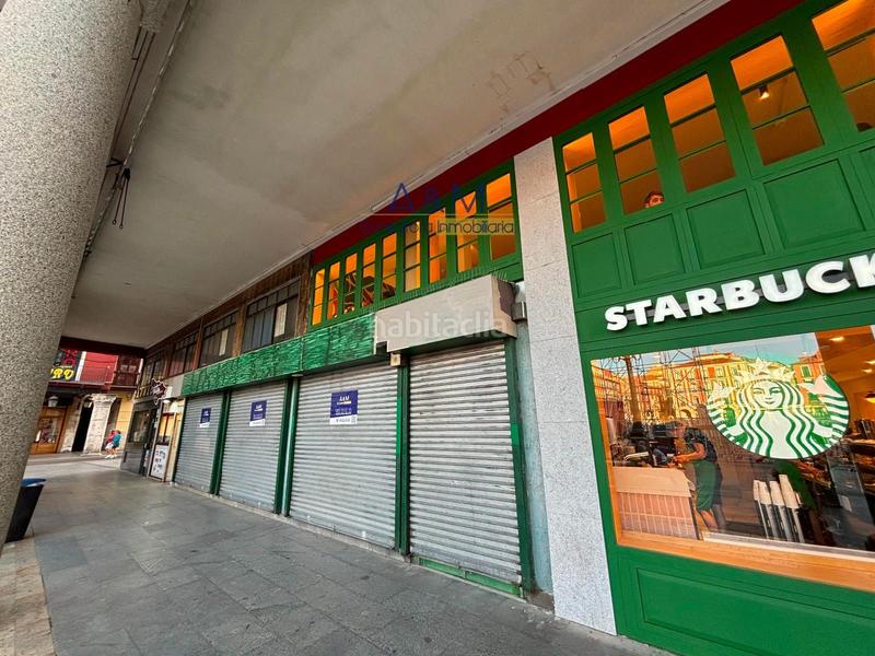Foto b5adc0ae-5c8e-4905-a5d8-f3efa7fff8b3. Alquiler local comercial local alquiler plaza mayor en Valladolid