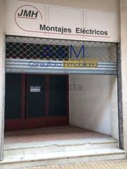 Local commercial  Cortes de soria. Local en venta en el centro de soria