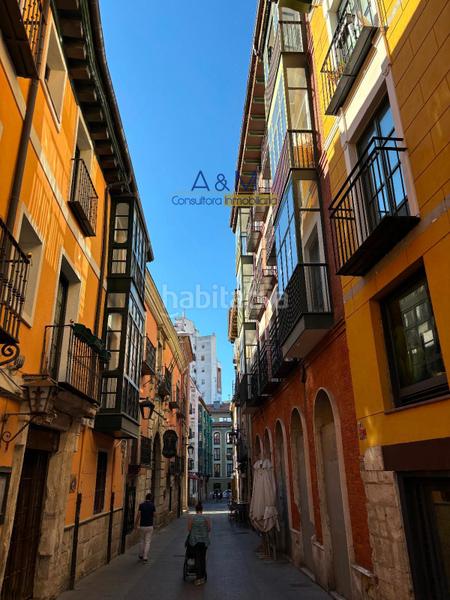 Foto 96a29e2f-d2a9-4020-bb40-b6f424e34b88. Edifici a Centro Valladolid