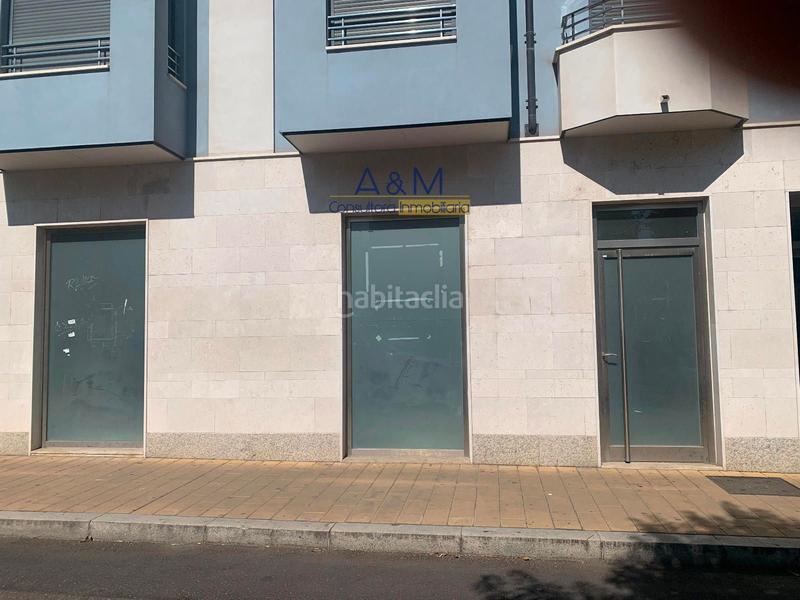 Foto 382d9991-0f42-41bd-ae7e-2cf01717a583. Local comercial se vende local en calle simon aranda en Valladolid