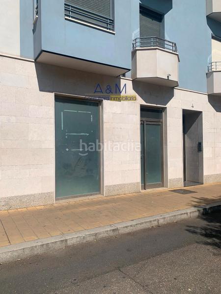 Foto 429f7490-977e-473d-904e-bb5431551e22. Local comercial se vende local en calle simon aranda en Valladolid