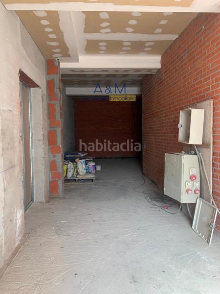 Foto b118d3c0-7359-469a-872e-8276b8a98b3c. Local comercial se vende local en calle simon aranda en Valladolid