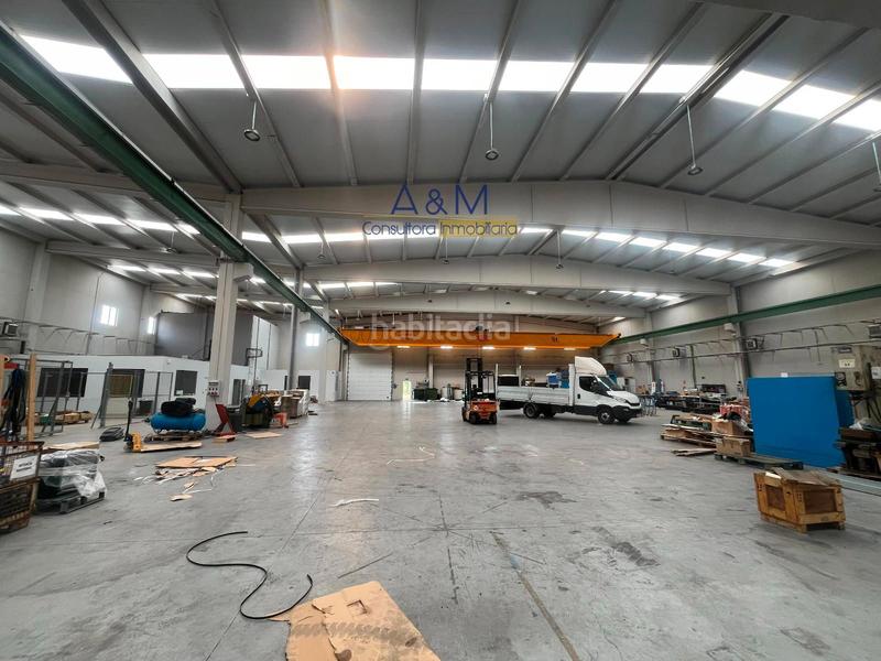 Foto bd3803ac-8f8d-44bc-81dd-9683506985d9. Bâtiment à usage industriel avec chauffage dans Polígono San Cristóbal Valladolid