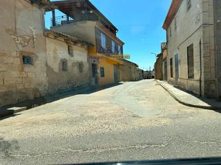 Casa  Nuestra señora de los castellanos. Casaparcela en mota del marqués