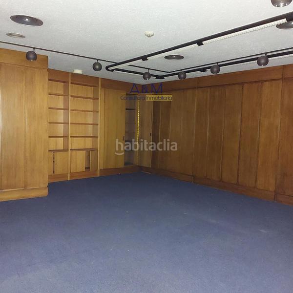 Foto 01c9160d-e127-4686-b560-e28a502d0a54. Alquiler local comercial se alquila local en el leon, avenida de ramon y cajal en León