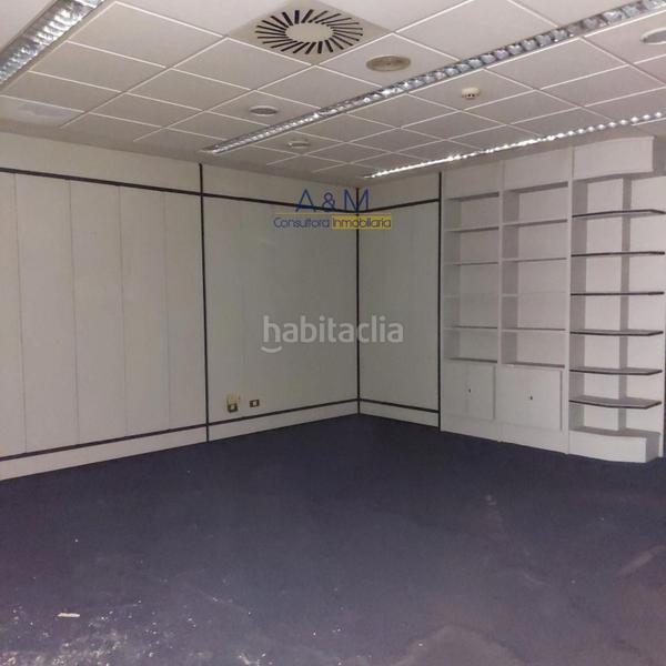 Foto 4a94c187-2137-42b0-adf2-bc8944302e22. Alquiler local comercial se alquila local en el leon, avenida de ramon y cajal en León