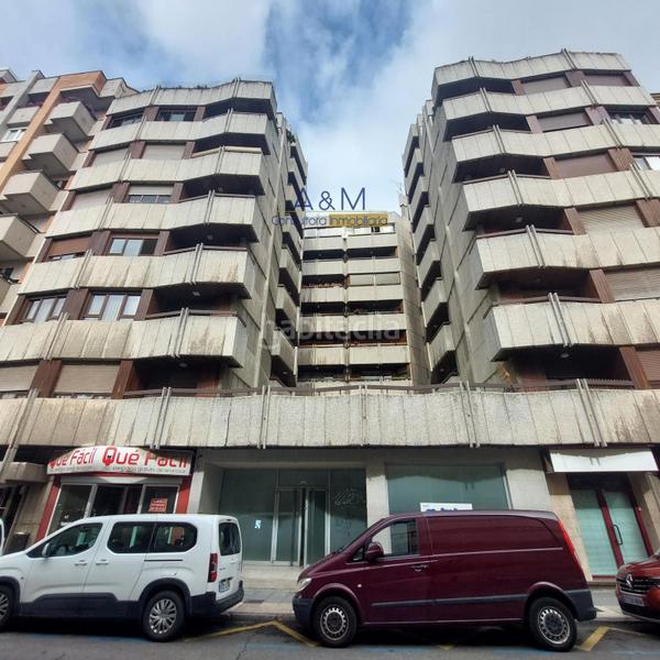 Foto a4f2ccbc-b6c5-4f43-9d18-eea865fc762e. Alquiler local comercial se alquila local en el leon, avenida de ramon y cajal en León
