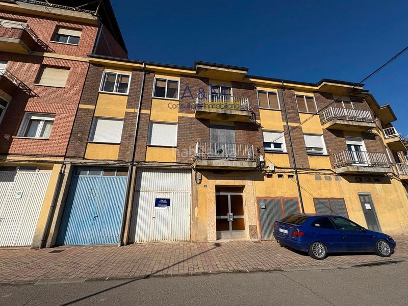 Foto 0e010e8a-8a18-4429-9ad6-b9c10340e528. Geschäftsraum in Villadecanes