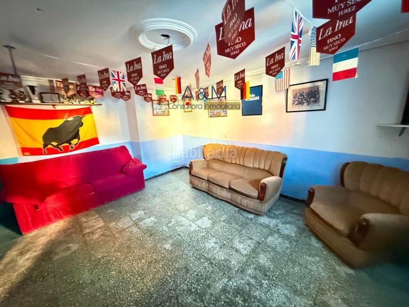 Foto 0982a4d6-345c-4bd0-9308-188599e0b0a9. Casa en reloj 1 finca urbana con edificios en zaratan en Zaratán