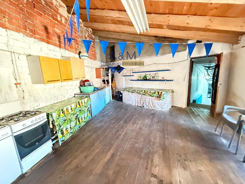 Foto 23eb89e9-1587-4f62-82b6-47d7340bde60. Casa en reloj 1 finca urbana con edificios en zaratan en Zaratán