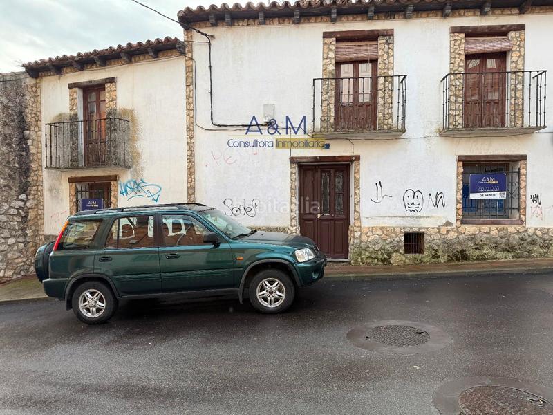 Foto b6f8eb91-cffe-471f-b8b2-2d1761952c5d. Casa en reloj 1 finca urbana con edificios en zaratan en Zaratán