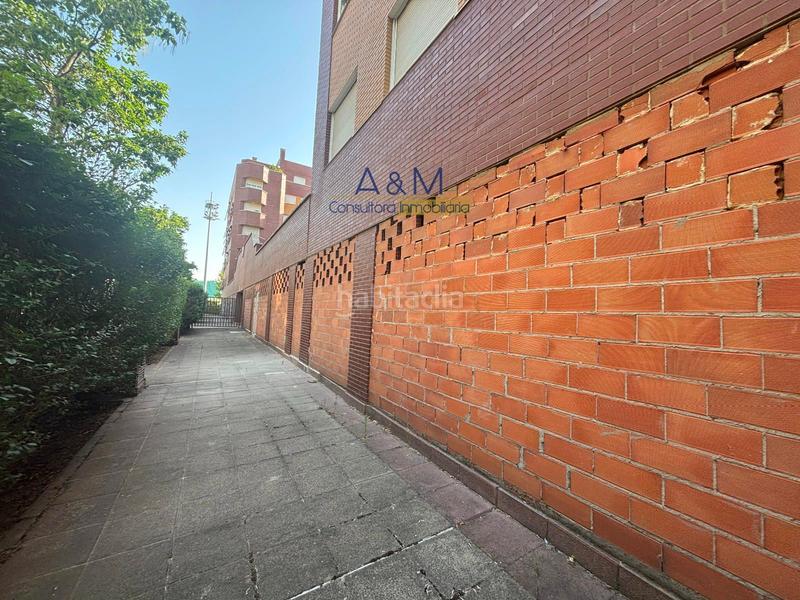 Foto 1c78ad6d-4440-4703-9254-858e570b9a56. Local commercial dans calle doctor sanchez villares 13 dans Valladolid