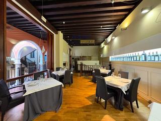 Edifici  Correos. Venta de edificio antigua posada siglo xix en casco historico