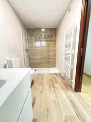 Location Appartement  Mantería. Se alquila piso de 3 dormitorios en calle mantería