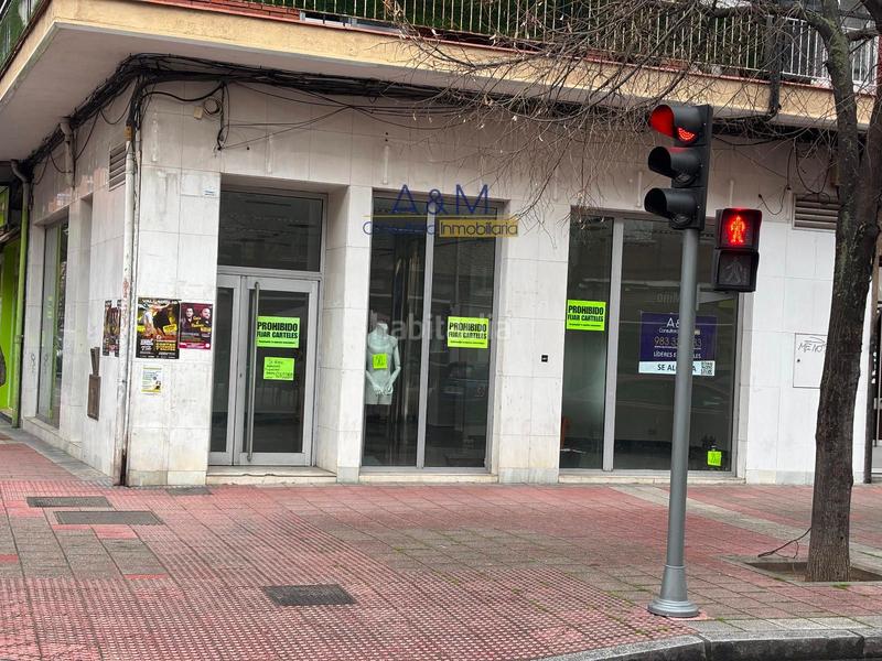 Foto 14eac7f5-44a6-4ec6-b3f1-a492a2390672. Alquiler local comercial se alquila local en la calle cardenal cisneros esquina con moradas en Valladolid