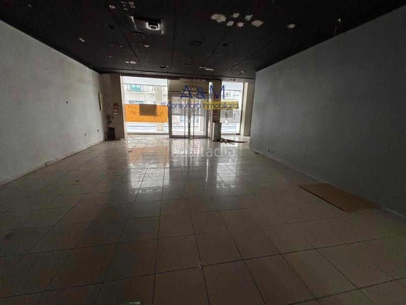 Foto bc79dfbf-5ade-41ab-bf9a-781c9a6abe3d. Alquiler local comercial canovas del castillo local en Valladolid