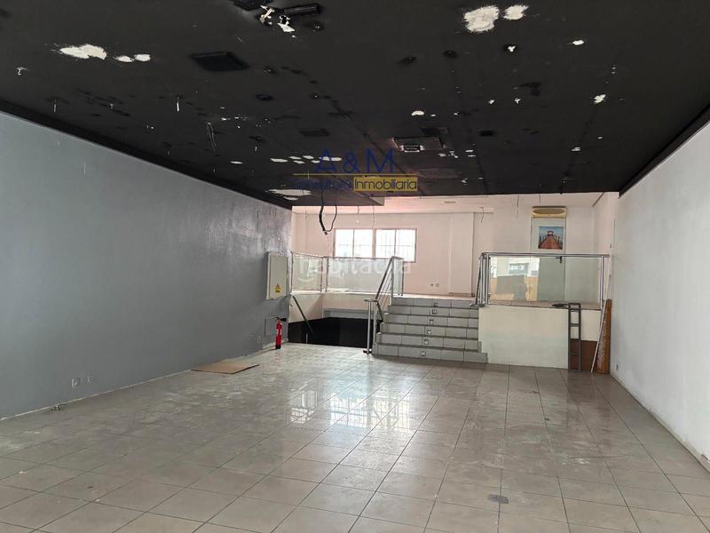 Foto 352f98e6-4127-47d3-8558-350a6e7b6502. Location local commercial dans Centro Valladolid