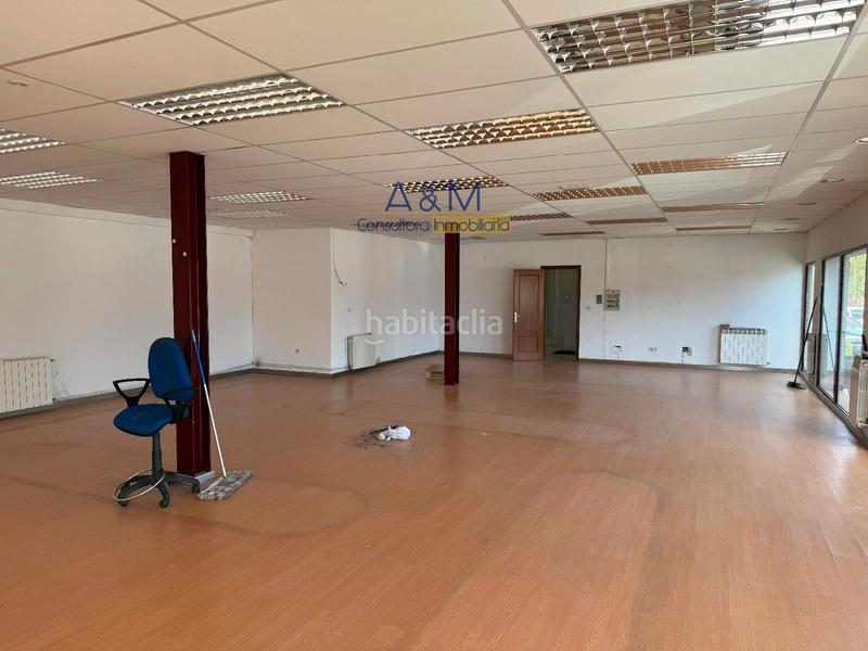 Foto 754a36d7-862e-48c0-a306-f2d82b4778ce. Rent business premise in Polígono San Cristóbal Valladolid
