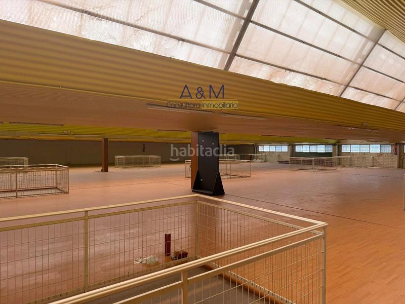 Foto d7a3f666-b85f-4a8f-8b3e-13c2462faf49. Location bâtiment à usage industriel avec chauffage dans Cuéllar