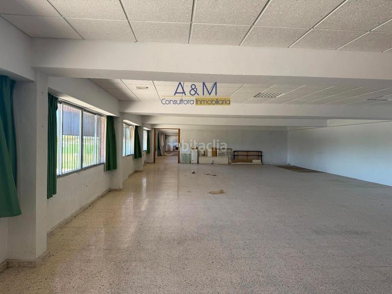 Foto db1091b4-6f5f-4922-9e70-e4551758a829. Location bâtiment à usage industriel avec chauffage dans Cuéllar