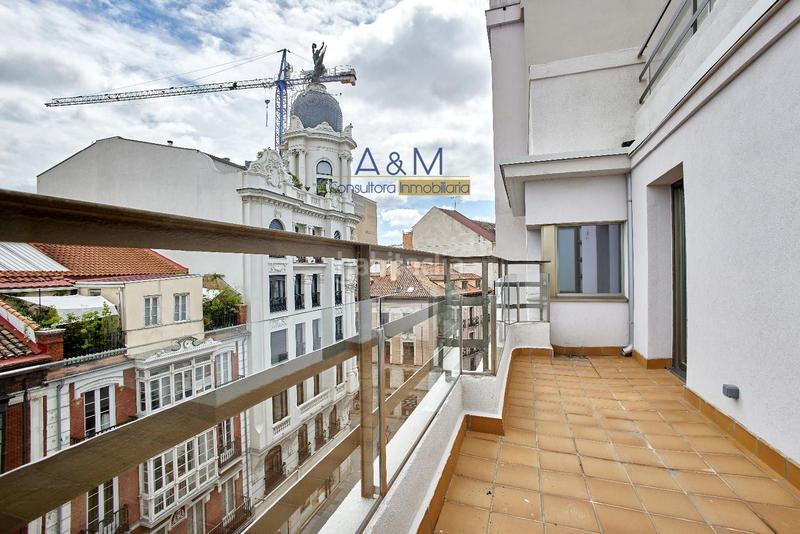 Foto 03aaeff1-b107-4dfa-aa0d-a39018543191. Attique avec chauffage dans Centro Valladolid