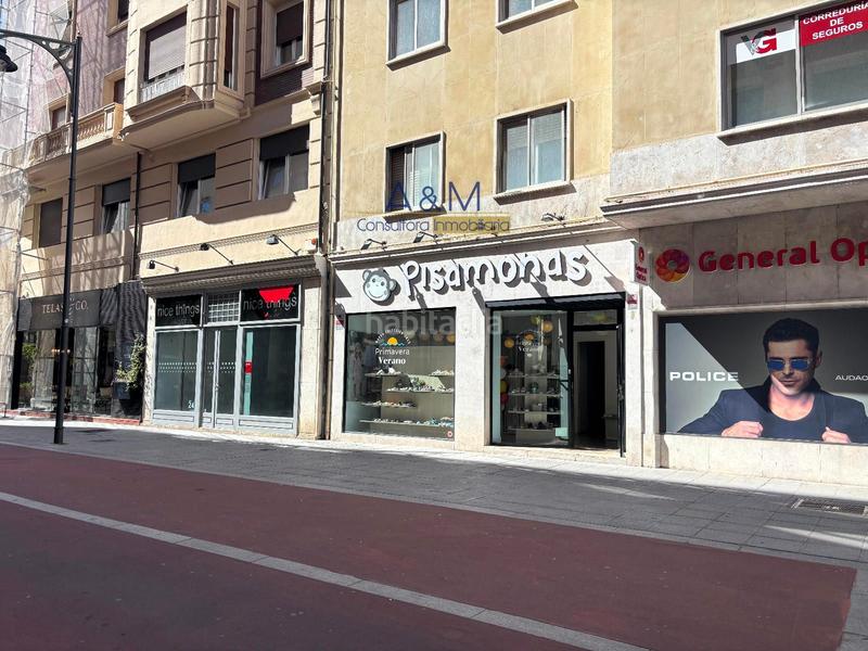 Foto dd0914b6-1852-49cc-b7c2-71e51b8c9bbe. Alquiler local comercial en doctrinos 4 se alquila local en la calle doctrinos en Valladolid
