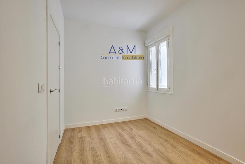 Foto eb443e2f-1758-48c4-8fed-ddd17cbfa9fb. Büro mit heizung in Centro Valladolid