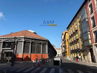 Pis  Francisco zarandona. Piso junto val y san benito centro con bodega