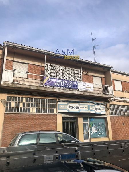 Foto b92317a0-6549-4ab5-8e24-6933aba3a7a8. Edifici a pingüinos 3 a Pajarillos Bajos Valladolid