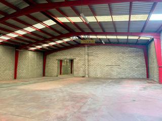 Miete Fabrikhalle  Costa. Alquiler de nave de 1100 m en calle costa junto valsur