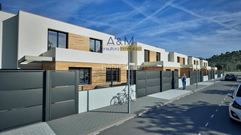 Foto 114453c3-5786-465e-8aef-255d60ec96a0. Maison jumelée avec chauffage parking dans Zaratán